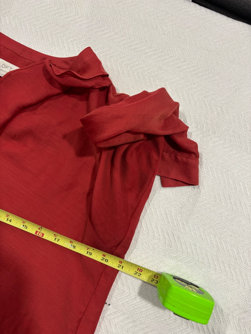 🐞LOFT Crimson Ruffle-Front Blouse - Picture 5 of 9